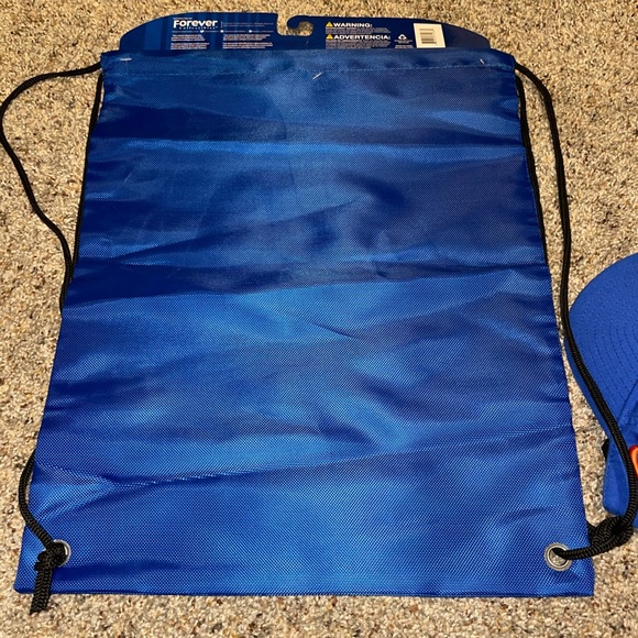 Florida Gator Drawstring Backpack & Hat - Picture 4 of 4